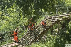 Во Владимире отремонтируют 7 городских лестниц