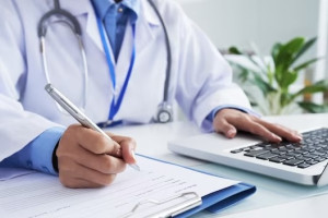 Врачи из Собинки объявили поиски пациентки с травмой колена