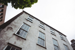 Во Владимирской области из аварийных домов переселили более 9 тыс. человек