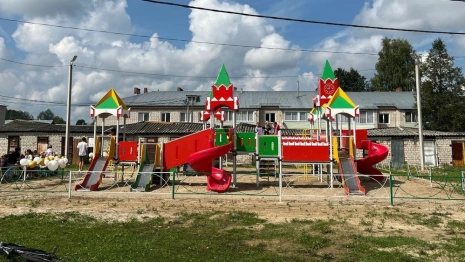 В поселке Владимирской области поставили игровую площадку за 1,9 млн рублей 