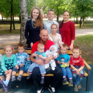 Многоженец и отец 27 детей Сухов планирует построить дом во Владимирской области 