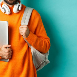 Жители ЦФО рассказали, как относятся к коллегам-студентам