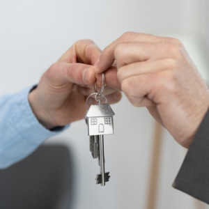 История о невыдаче участка ковровской семье с ребенком-инвалидом дошла до Бастрыкина