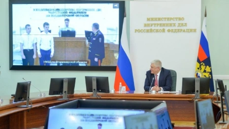 Глава МВД наградил владимирских студентов, спасших девушку от вооруженного мужчины