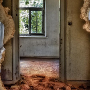 Во Владимире жильцам аварийного барака выплатили компенсацию в миллион рублей