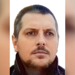 Во Владимире пропал 45-летний мужчина с седыми волосами