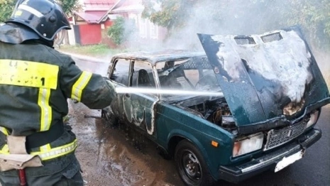 В центре Владимира вспыхнули «Жигули»