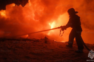 Во Владимирской области на мощном пожаре в бане пострадал 56-летний мужчина