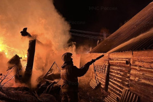Спасатели трижды за сутки тушили пожары в жилом секторе во Владимирской области
