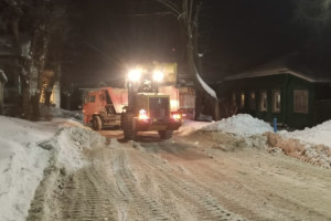 Владимирских водителей попросили убрать авто с 17 улиц