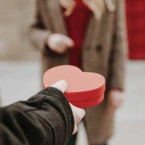 В Гусь-Хрустальном мужчина обокрал знакомую на первом свидании