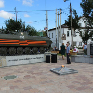 В Покрове открыли сквер ветеранов