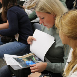 Владимирские чиновники показали женам и матерям мобилизованных фото с передовой