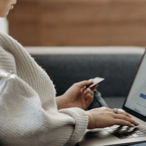 Жителям Владимирской области предложили перейти на электронные квитанции ЖКХ