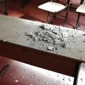Во Владимирской области в школе обвалился потолок