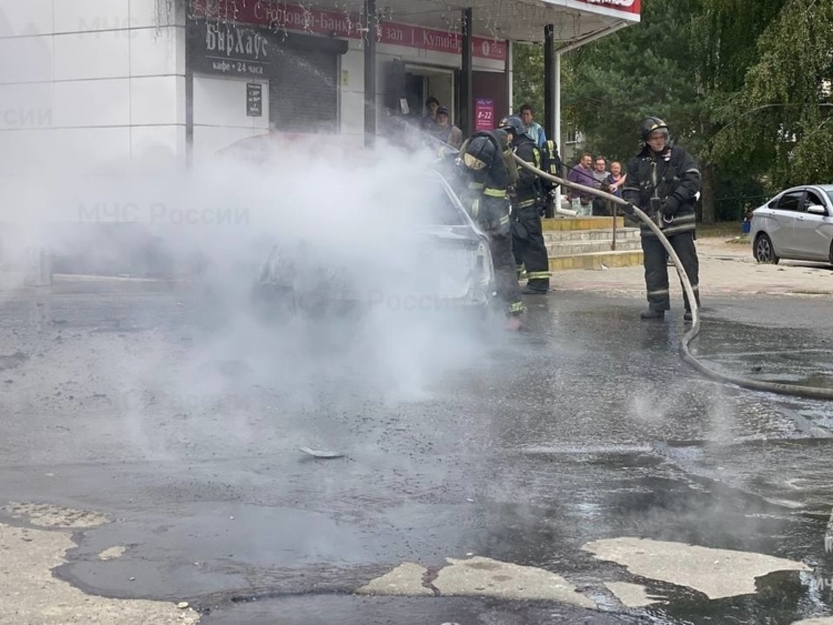 В Коврове сгорела машина: есть пострадавший - День во Владимире