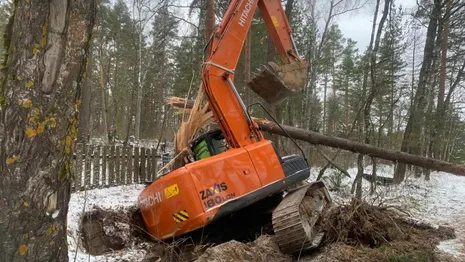 В Вязниковском районе работник предприятия угнал экскаватор ради поездки за алкоголем