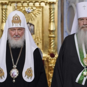 Патриарх Кирилл вручил митрополиту Владимирскому и Суздальскому орден Серафима Саровского