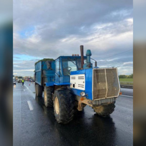 Во Владимирской области иномарка врезалась в трактор