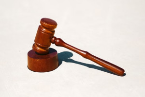 Во Владимирской области пасынка за убийство отчима отправили в колонию на 12 лет