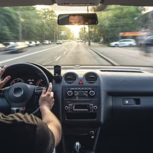 В Гороховце 10 наркоманам и алкоголикам незаконно выдали водительские права