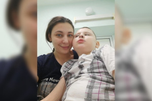Мама погибшего в ОКДБ 10-летнего мальчика дошла до приемной Владимира Путина