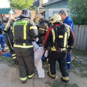 Во Владимире на пожаре спасли пожилую женщину