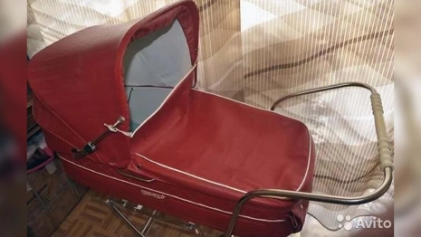 Во Владимире на продажу выставили коляску 20 века 