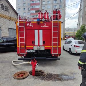Во Владимире из горящего дома эвакуировали 15 человек