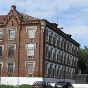 В Гусь-Хрустальном заброшенное историческое здание передали в собственность города