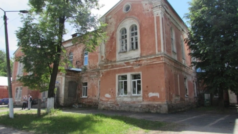 Во Гусь-Хрустальном взяли под охрану здание заводской больницы