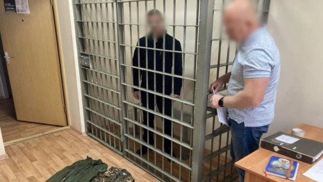 Во Владимире освободившийся из тюрьмы бомж напал с ножом на женщину