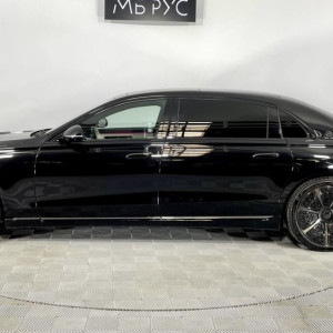 Во Владимире выставили на продажу самый дорогой Mercedes за 37,8 млн рублей