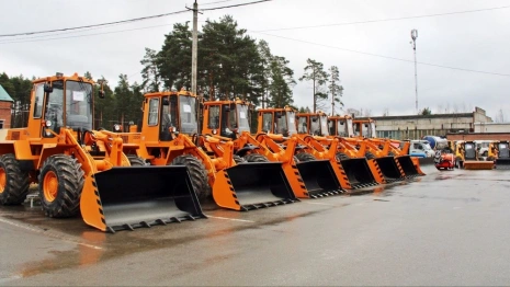 Во Владимирскую область привезли 24 новых грейдера и погрузчика