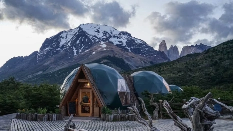 Архитектор из Владимира спроектировал модульный дом-скалу