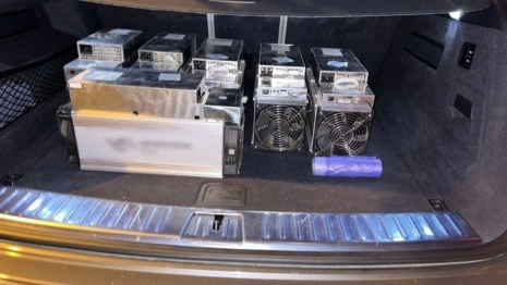 Жителя Владимирской области будут судить за кражу оборудования для майнинга крипты