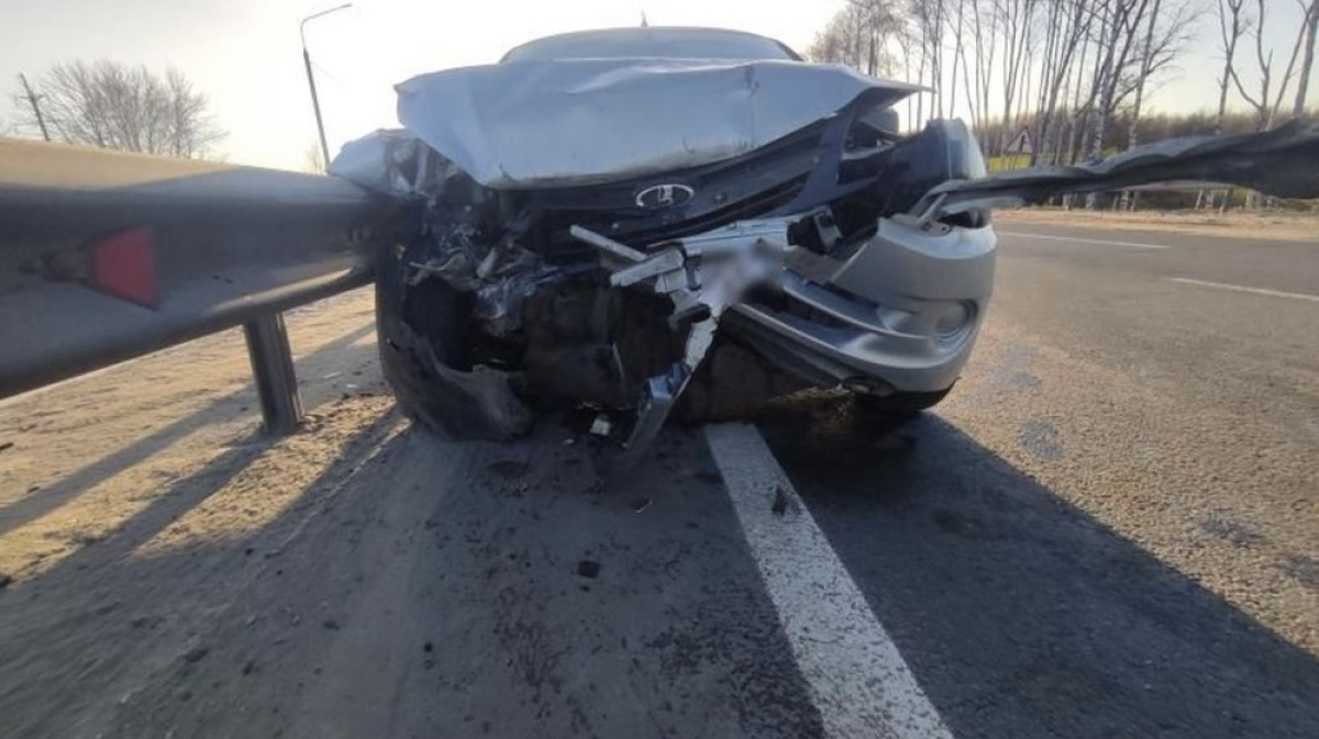 Дтп на трассе ростов волгодонск. Аварии за сегодняшний день. Перевернутый автомобиль. Дтп в заводоуковске апрель 2022 дтп. Происшествия в мире за последнюю неделю.