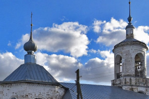 Владимирская епархия решила вернуть себе две церкви и колокольню