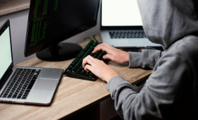 Эксперты банка рассказали о цифровых сервисах, которые помогают защитить деньги от мошенников