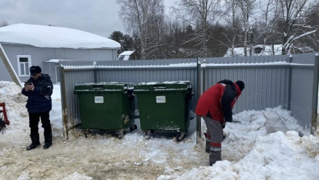 Во Владимире регоператору дали неделю на ликвидацию мусорных навалов во дворах