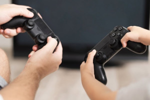 Во Владимире 34-летний бомж украл из подвала игровую приставку и 20 дисков