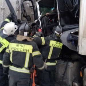 Автомобилист пострадал в ДТП с двумя фурами под Вязниками