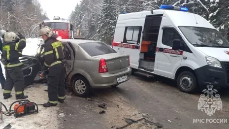 В Кольчугинском район деблокировали 2 пострадавших в ДТП