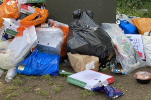 Во Владимирской области поселок утонул в строительном мусоре