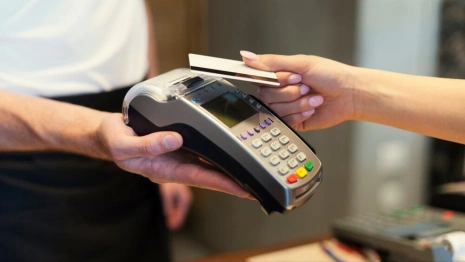 Владимирцы за 3 месяца расплатились картами на 84 млрд рублей
