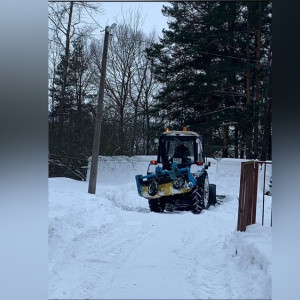 Во Владимирский области на крышах сельских школ и садиков нашли снежные глыбы