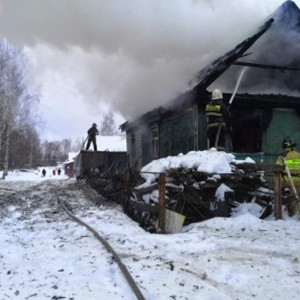 Мощный пожар уничтожил частный дом во Владимирской области