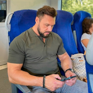 Владимирский депутат-бодибилдер призвал жителей Курлово к благоразумию