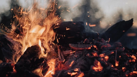 Златоустьев огонь: что можно и нельзя делать 9 февраля