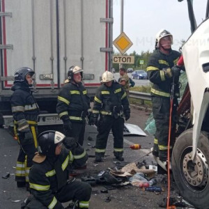 Спасатели деблокировали пострадавшего в ДТП на роковом участке трассы М-7 под Вязниками